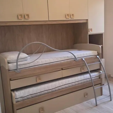 Holiday home Aurea-iltuogusciosulmare *